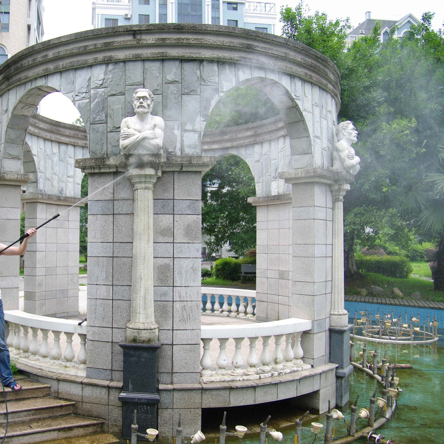 Auto-stop Corded Pressure Washer 1.4kW FPHPC100 5 Auto-stop Corded Pressure Washer 1.4kW FPHPC100 - Image 5