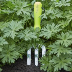 Burgon & Ball Yellow Hand Fork -Garden Outdoor Store burgon ball yellow hand fork5019360013136 01i bq