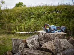 Erbauer 18V 550mm EHT18-Li - KIT Cordless Hedge Trimmer 10 Erbauer 18V 550mm EHT18-Li - KIT Cordless Hedge Trimmer -Garden Outdoor Store erbauer 18v 550mm eht18 li kit cordless hedge trimmer3663602418269 09i scaled