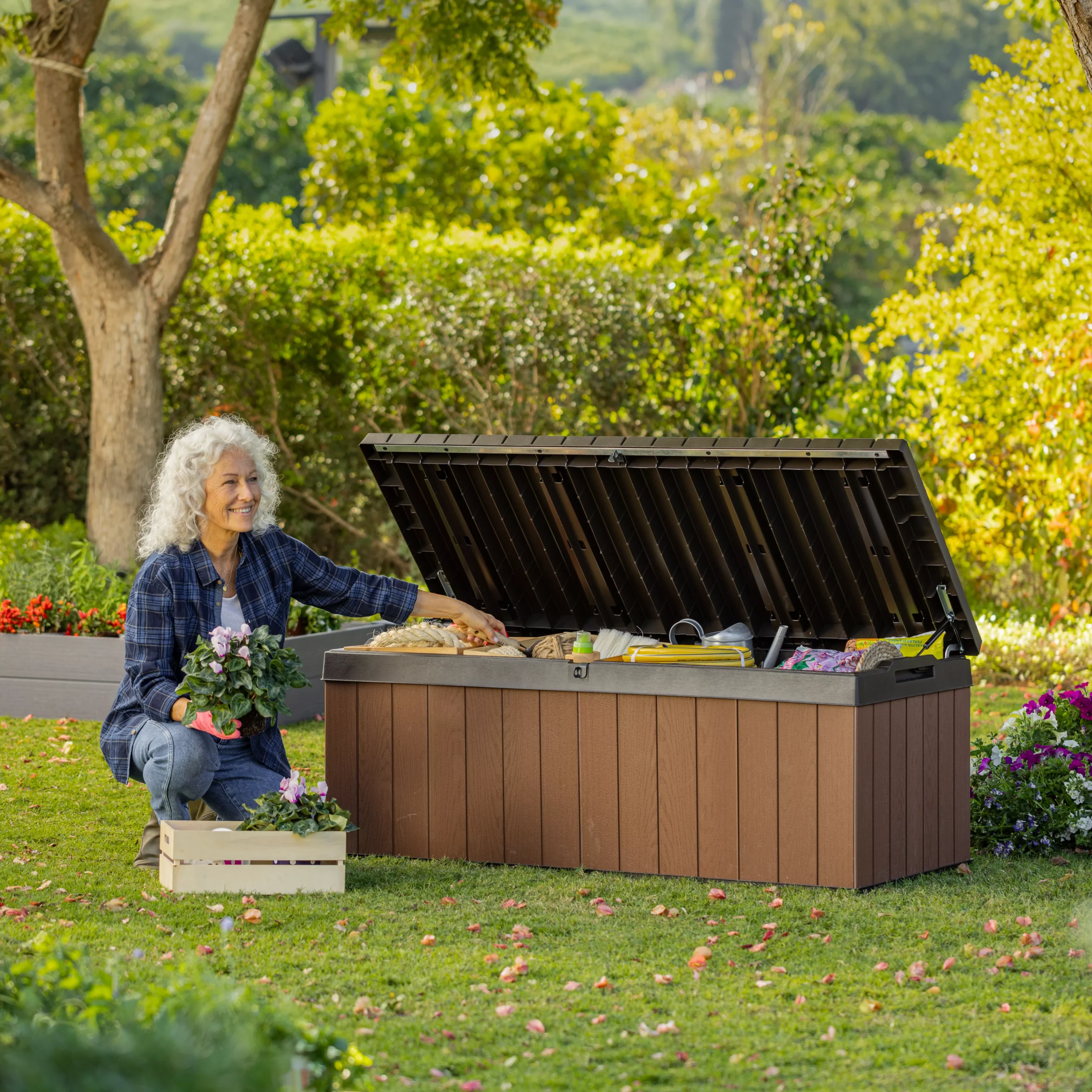 Keter Darwin Wood Effect 5x2 Garden Storage Bench Box 380L 3 Keter Darwin Wood Effect 5x2 Garden Storage Bench Box 380L - Image 3