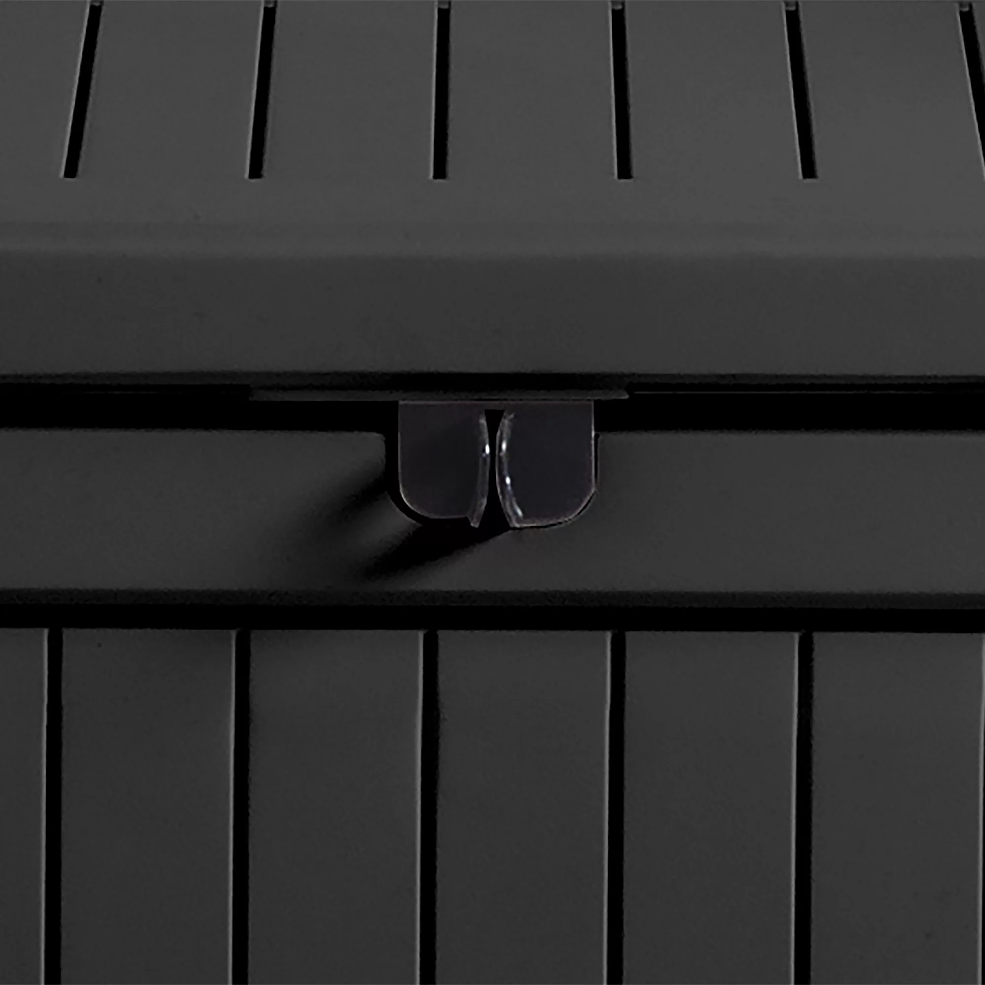 Keter Patio Wood Effect Garden Storage Bench Box - Partial Assembly Required 227L 2 Keter Patio Wood Effect Garden Storage Bench Box - Partial Assembly Required 227L - Image 2