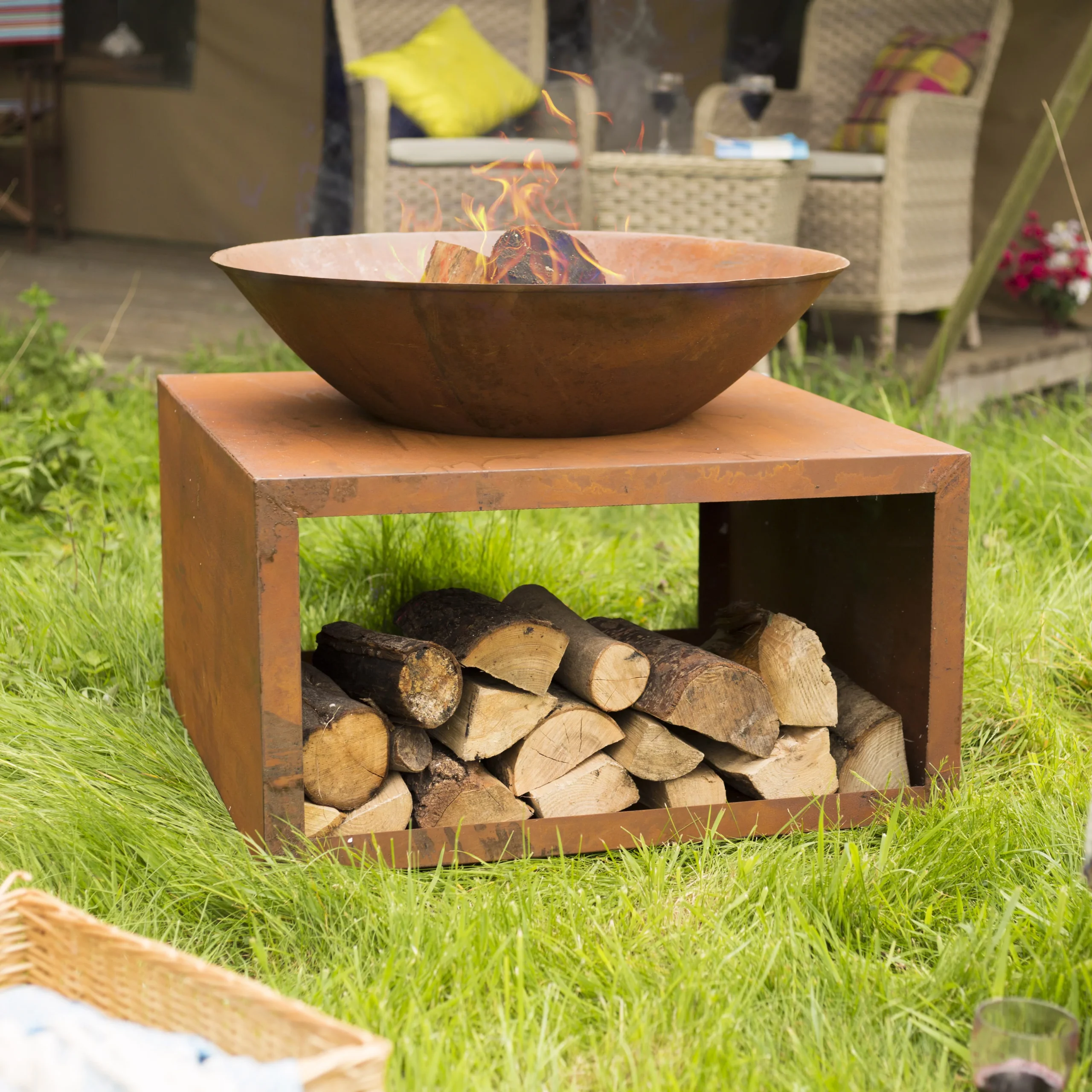 La Hacienda Moho Steel Firepit 1 La Hacienda Moho Steel Firepit