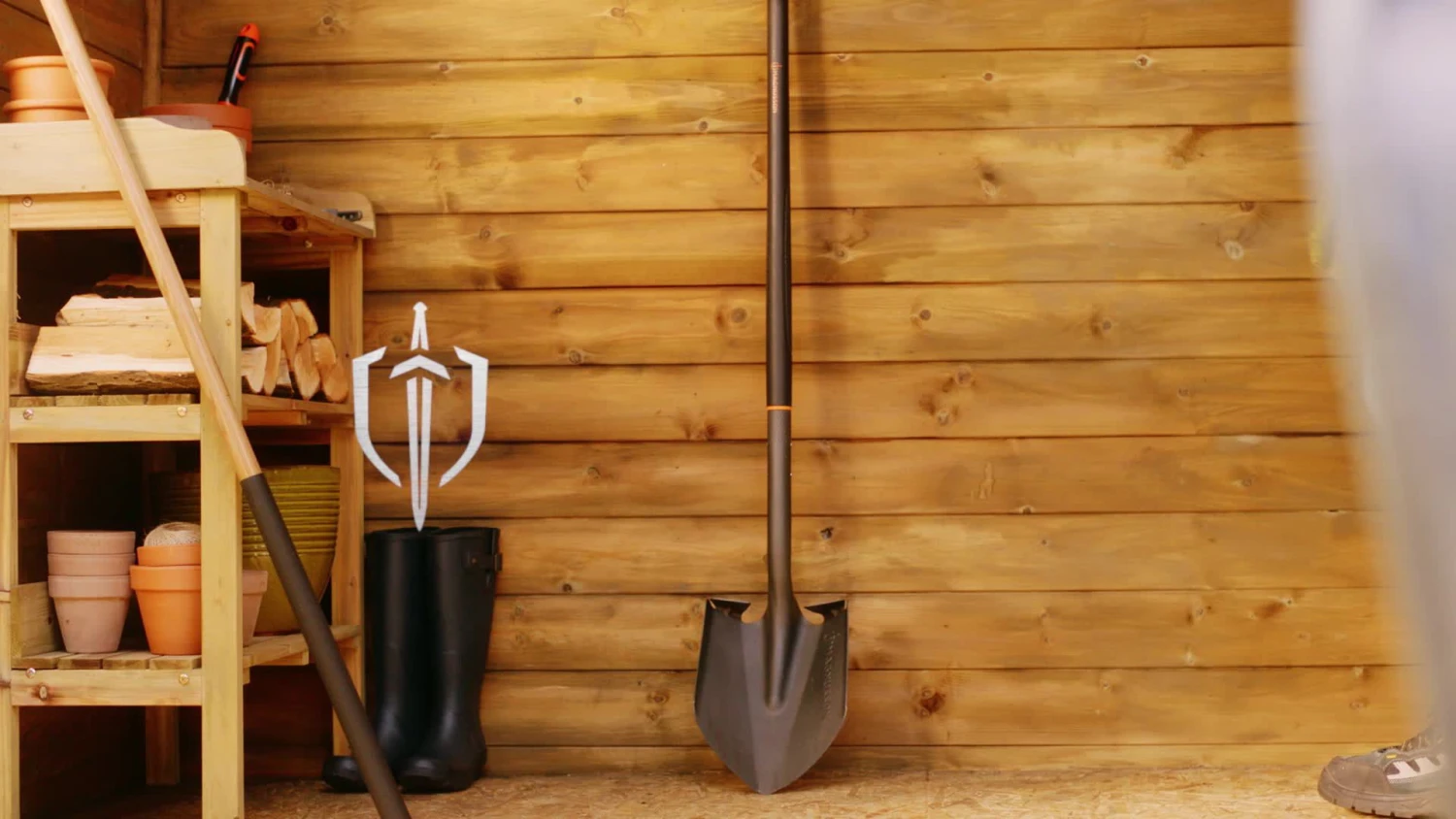 Magnusson Pointed Straight Handle Shovel 2 Magnusson Pointed Straight Handle Shovel - Image 2