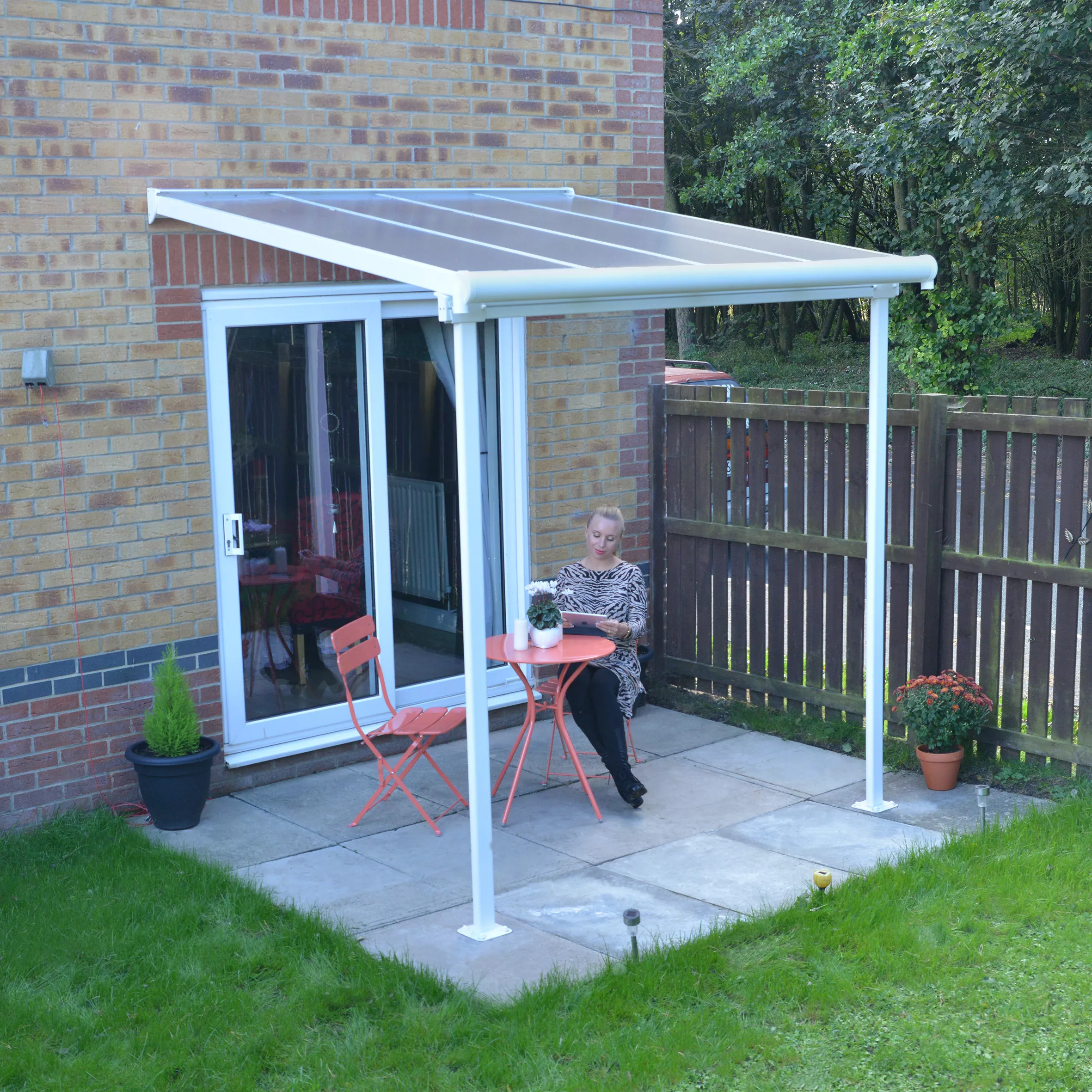 Palram - Canopia Sierra White Non-retractable Awning, (L)2.25m (H)3m (W)2.25m 8 Palram - Canopia Sierra White Non-retractable Awning, (L)2.25m (H)3m (W)2.25m - Image 8